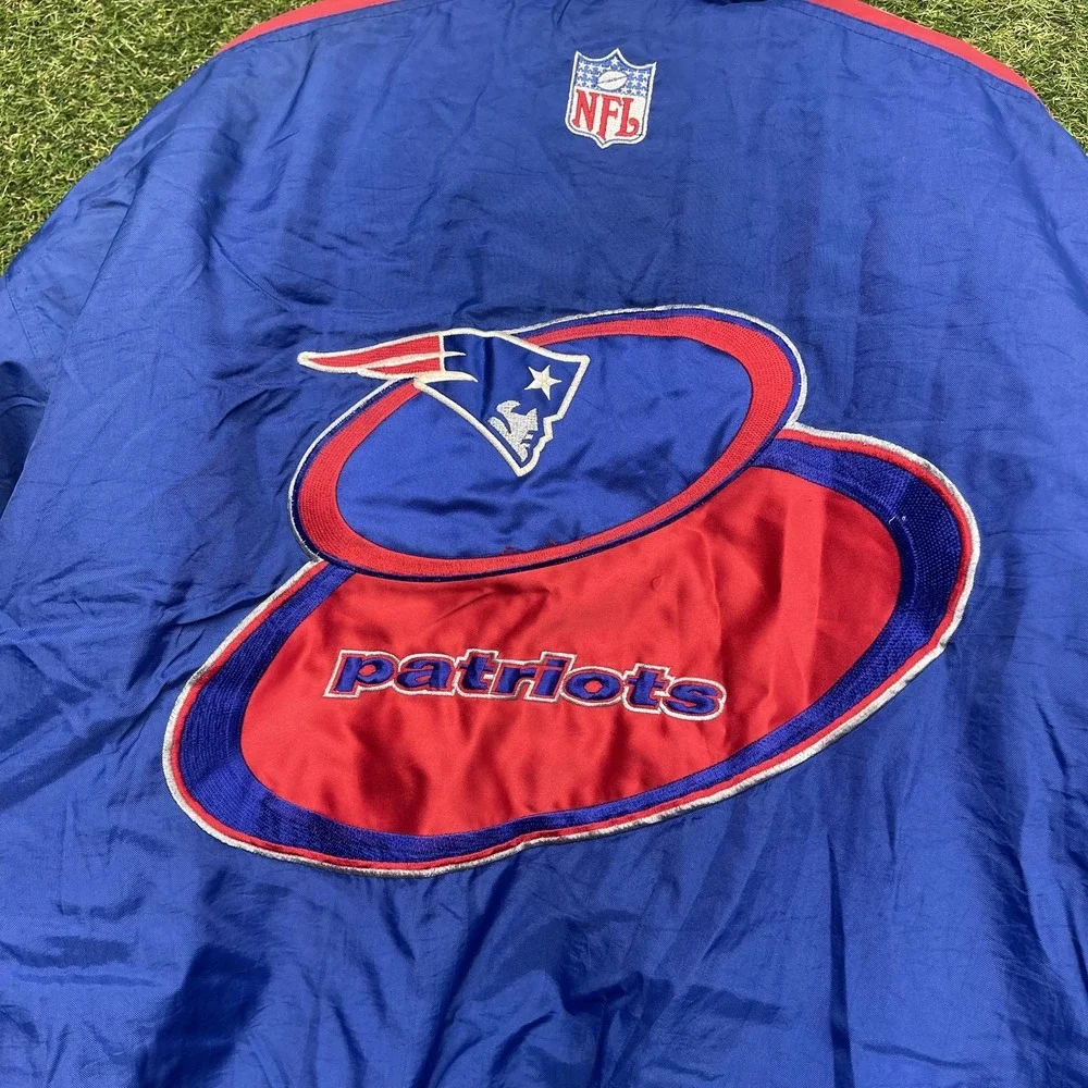 Vintage New England Patriots Jacket Mens XL Blue NFL Football Logo Athletic 90s